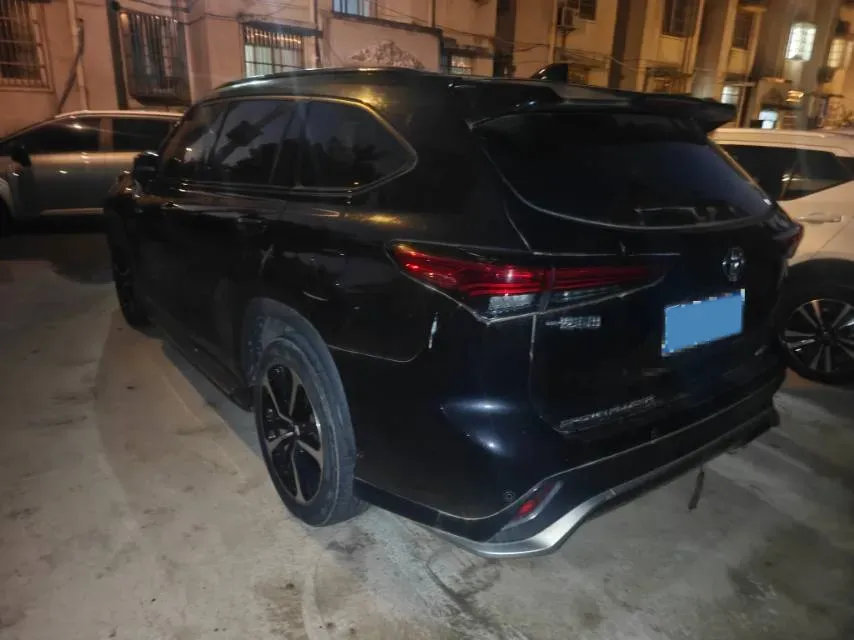 2021 Toyota Crown Kluger 2.5L 192HP L4 E-CVT Hybrid,autocango,china used car exporter,china ev exporter,chinese used car exporter,chinese used ev exporter
