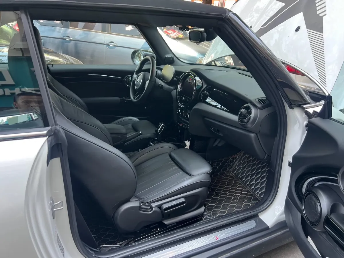 2023 MINI MINI 2.0T 192HP L4 7DCT,autocango,china used car exporter,china ev exporter,chinese used car exporter,chinese used ev exporter