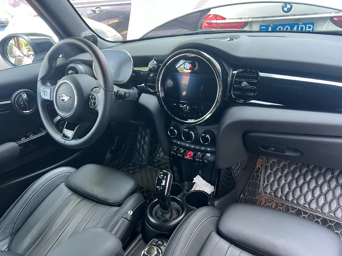 2023 MINI MINI 2.0T 192HP L4 7DCT,autocango,china used car exporter,china ev exporter,chinese used car exporter,chinese used ev exporter