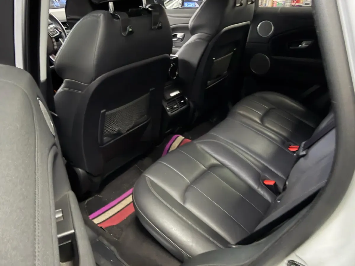2018 Land Rover Range Rover Evoque 2.0T 241HP L4 9AT,autocango,china used car exporter,china ev exporter,chinese used car exporter,chinese used ev exporter
