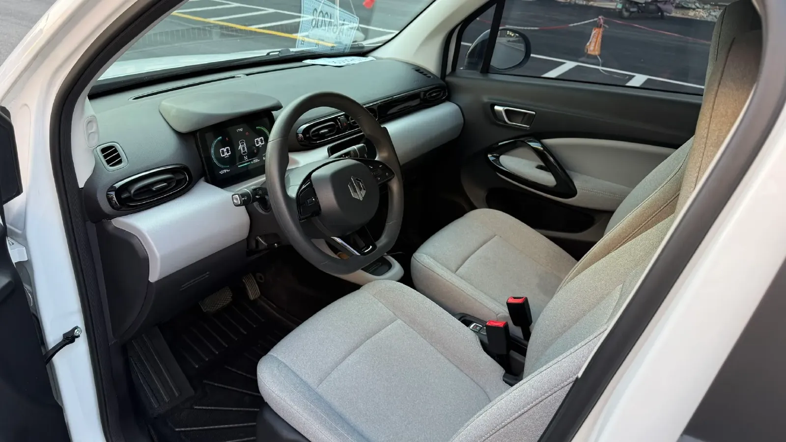 2023 Leapmotor T03 BEV 31.9KWH,autocango,china used car exporter,china ev exporter,chinese used car exporter,chinese used ev exporter