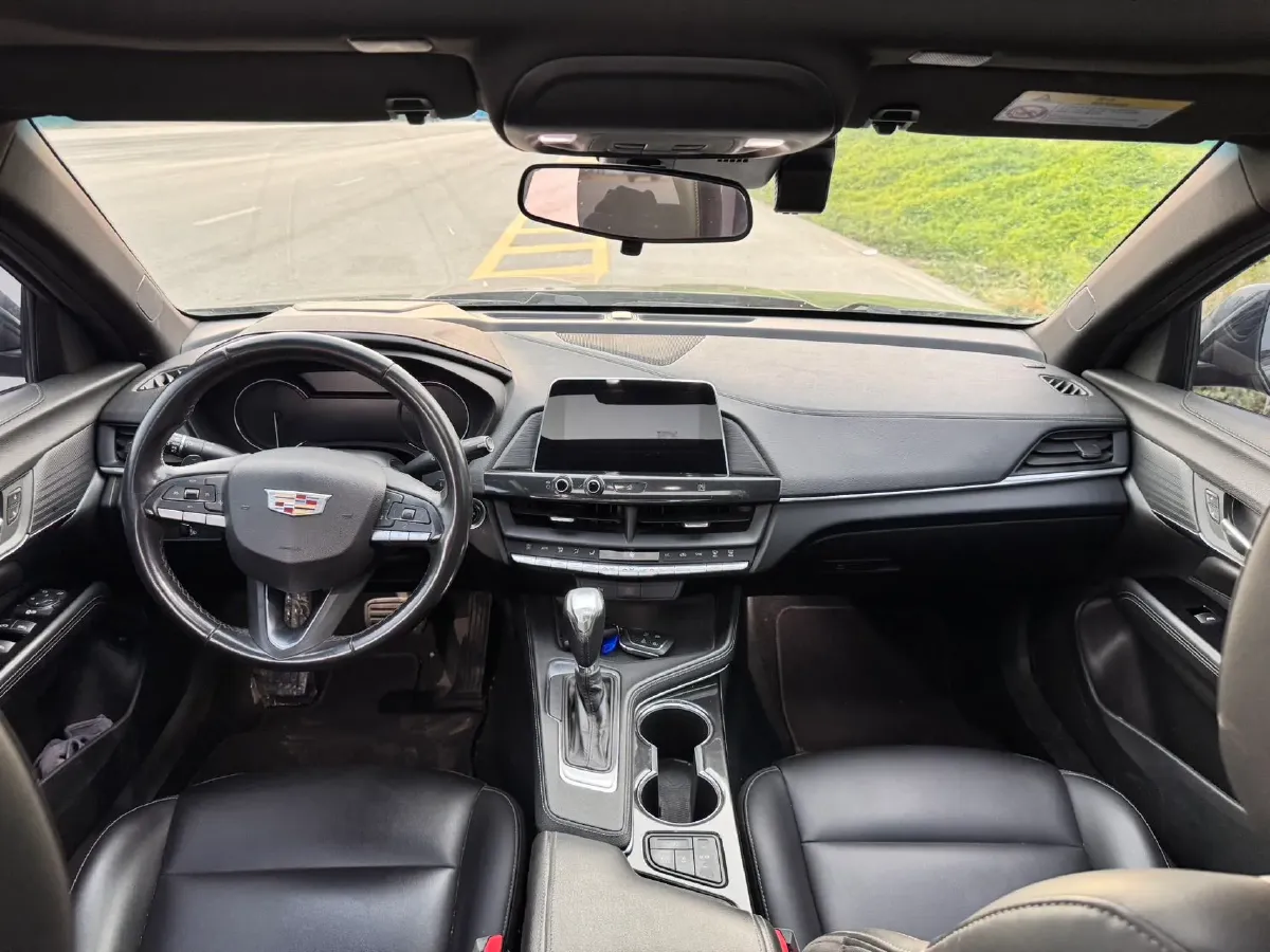 2020 Cadillac CT4 2.0T 237HP L4 8AT,autocango,china used car exporter,china ev exporter,chinese used car exporter,chinese used ev exporter