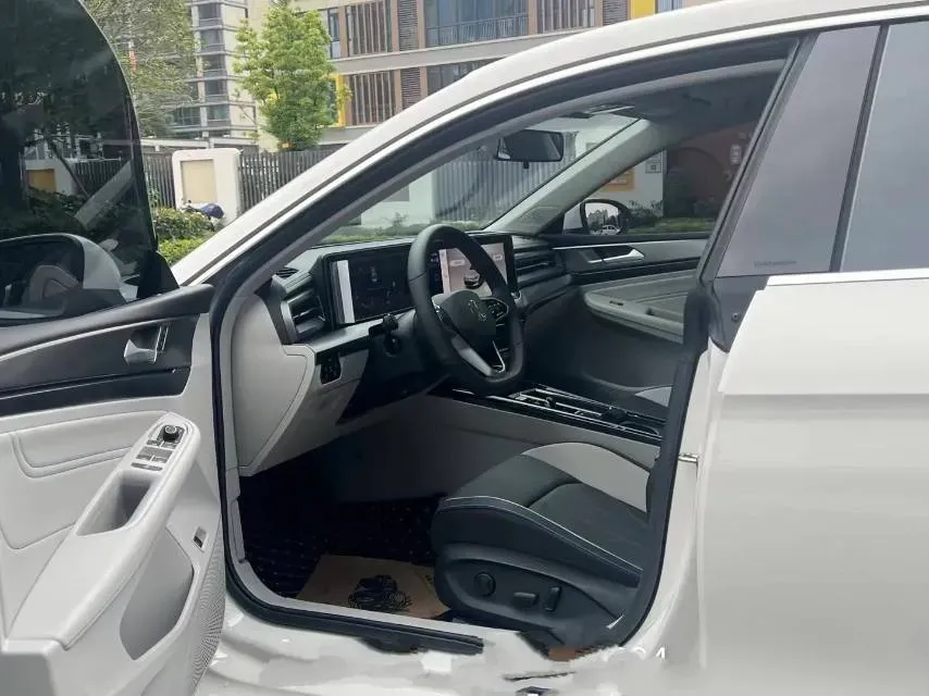 2023 Volkswagen Lamando 1.4T 150HP L4 7DCT,autocango,china used car exporter,china ev exporter,chinese used car exporter,chinese used ev exporter