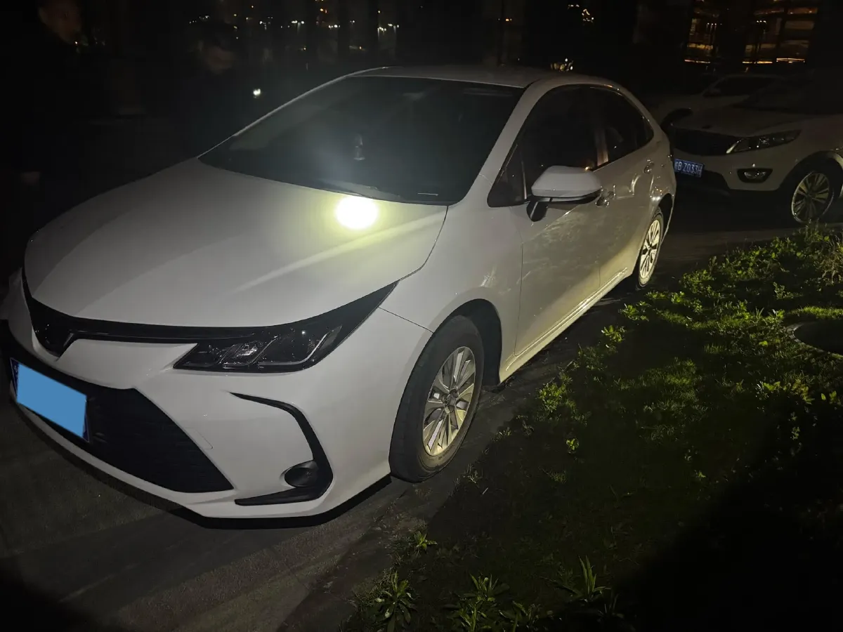 2022 Toyota Corolla 1.2T 116HP L4 CVT,autocango,china used car exporter,china ev exporter,chinese used car exporter,chinese used ev exporter