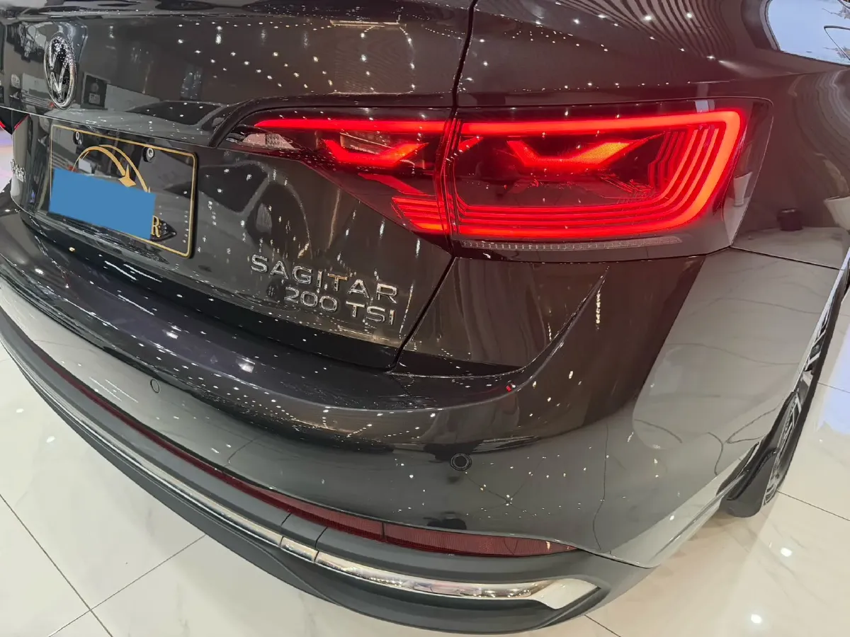 2023 Volkswagen Sagitar 1.2T 116HP L4 7DCT,autocango,china used car exporter,china ev exporter,chinese used car exporter,chinese used ev exporter