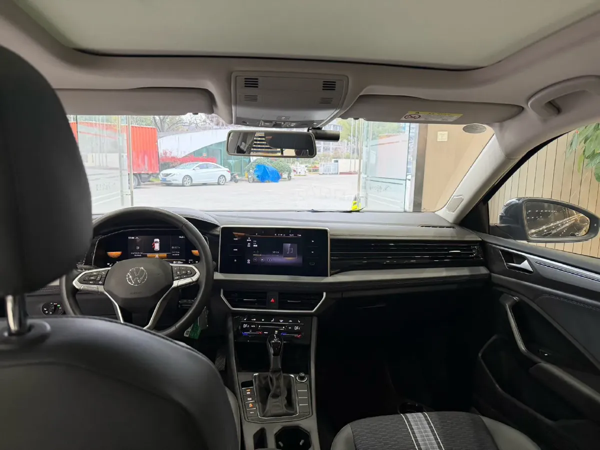 2023 Volkswagen Sagitar 1.2T 116HP L4 7DCT,autocango,china used car exporter,china ev exporter,chinese used car exporter,chinese used ev exporter