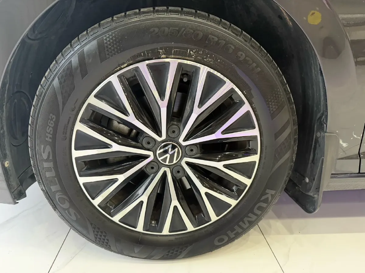 2023 Volkswagen Sagitar 1.2T 116HP L4 7DCT,autocango,china used car exporter,china ev exporter,chinese used car exporter,chinese used ev exporter