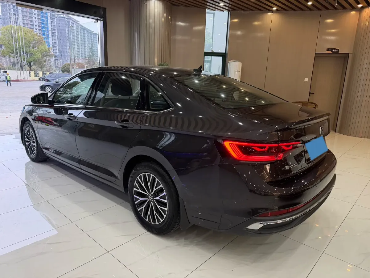 2023 Volkswagen Sagitar 1.2T 116HP L4 7DCT,autocango,china used car exporter,china ev exporter,chinese used car exporter,chinese used ev exporter