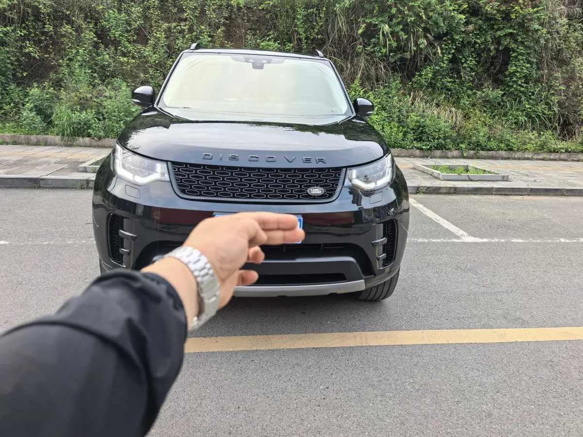 2018 Land Rover Discovery 2.0T 300HP L4 8AT,autocango,china used car exporter,china ev exporter,chinese used car exporter,chinese used ev exporter