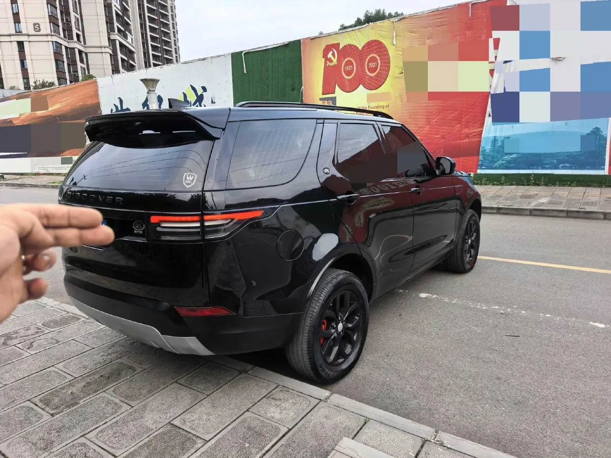 2018 Land Rover Discovery 2.0T 300HP L4 8AT,autocango,china used car exporter,china ev exporter,chinese used car exporter,chinese used ev exporter