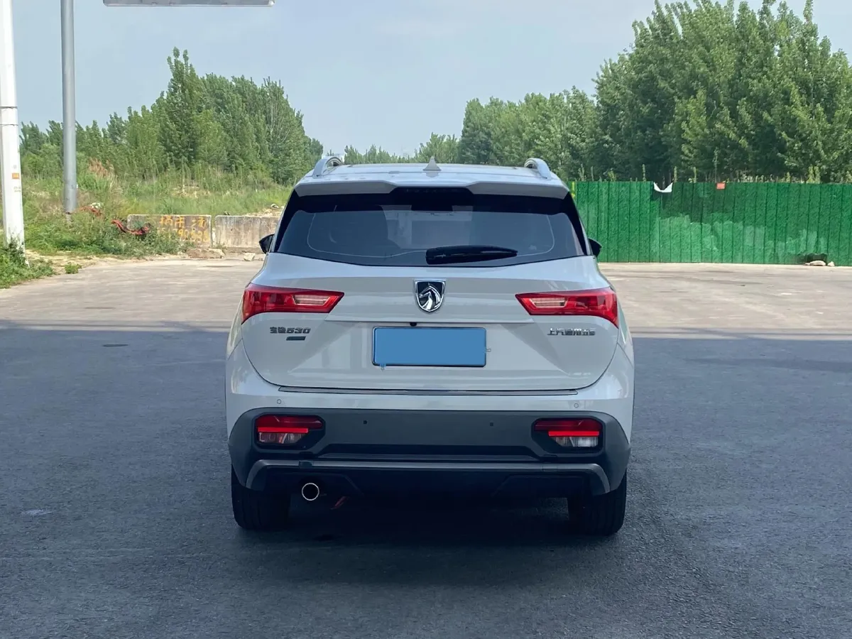 2021 BaoJun 530 1.5T 147HP L4 CVT,autocango,china used car exporter,china ev exporter,chinese used car exporter,chinese used ev exporter