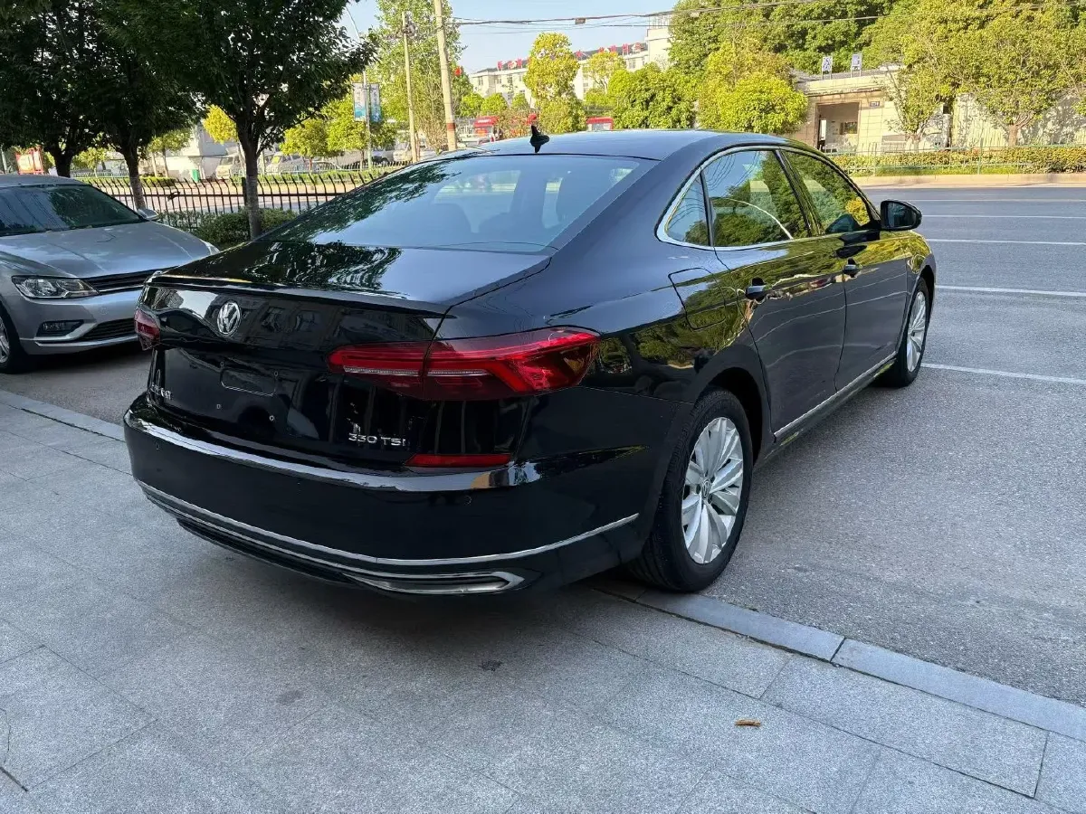 2019 Skoda Kodiak 2.0T 186HP L4 7DCT,autocango,china used car exporter,china ev exporter,chinese used car exporter,chinese used ev exporter