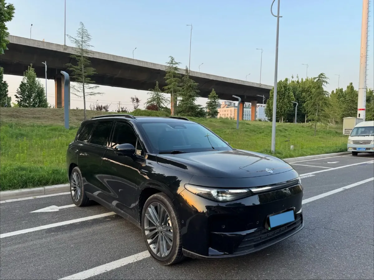 2024 Leapmotor C16 1.5L 95HP L4 REEV 28.4KWH,autocango,china used car exporter,china ev exporter,chinese used car exporter,chinese used ev exporter