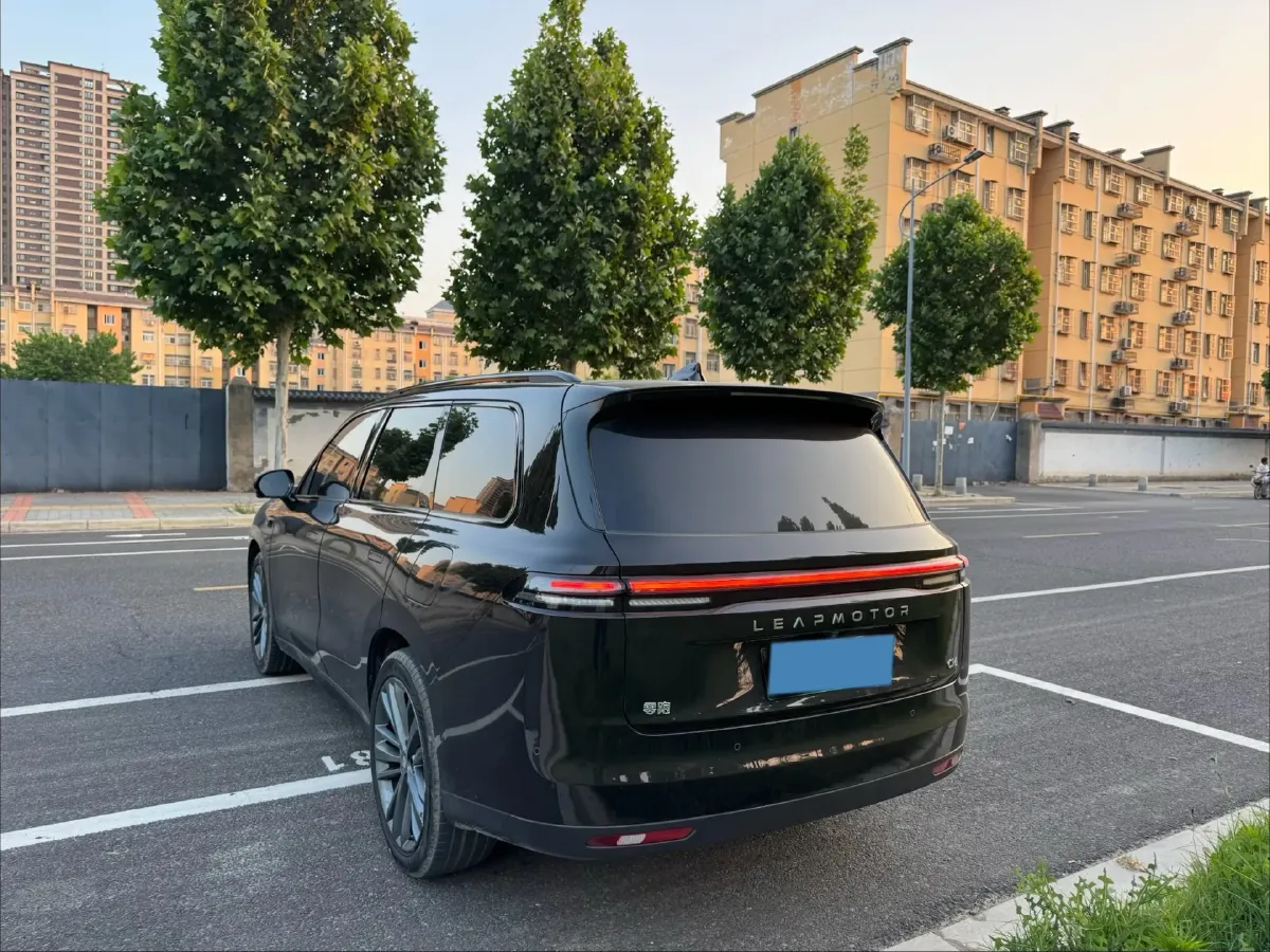 2024 Leapmotor C16 1.5L 95HP L4 REEV 28.4KWH,autocango,china used car exporter,china ev exporter,chinese used car exporter,chinese used ev exporter