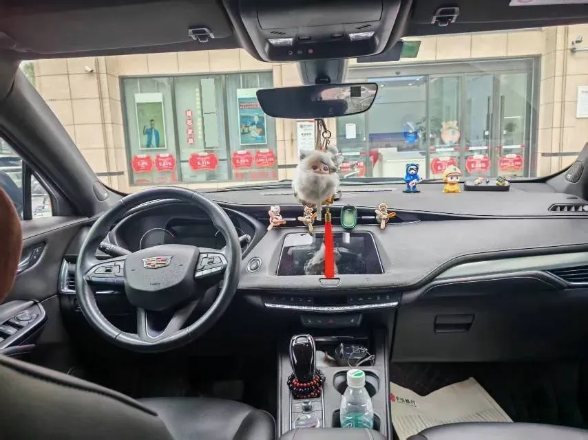 2021 Cadillac XT4 2.0T 237HP L4 9AT,autocango,china used car exporter,china ev exporter,chinese used car exporter,chinese used ev exporter