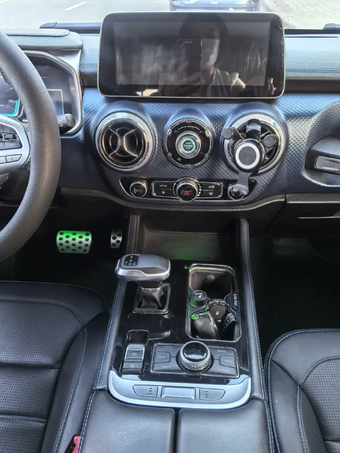 2020 Beijing BJ40 2.0T 224HP L4 8AT,autocango,china used car exporter,china ev exporter,chinese used car exporter,chinese used ev exporter