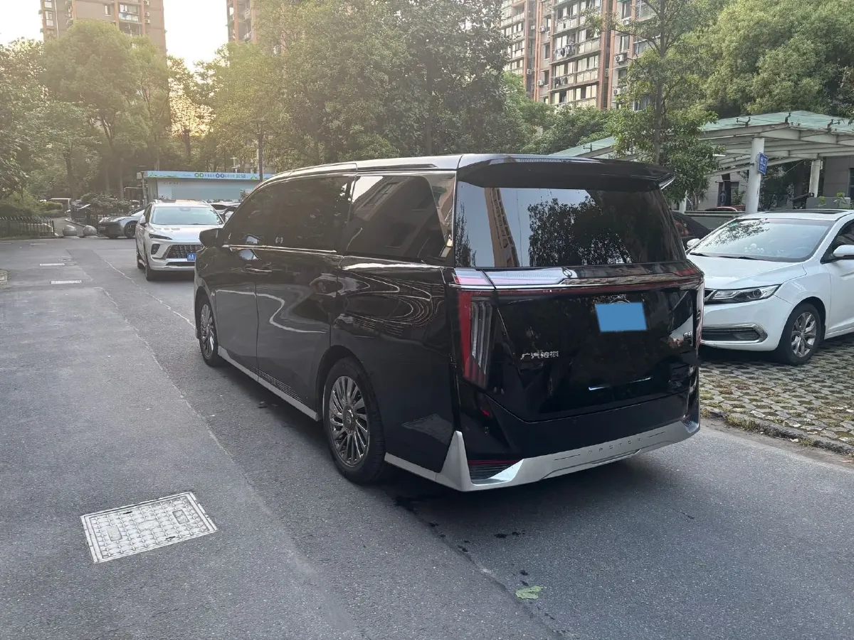 2024 GAC Trumpchi M8 2.0T 252HP L4 8AT,autocango,china used car exporter,china ev exporter,chinese used car exporter,chinese used ev exporter