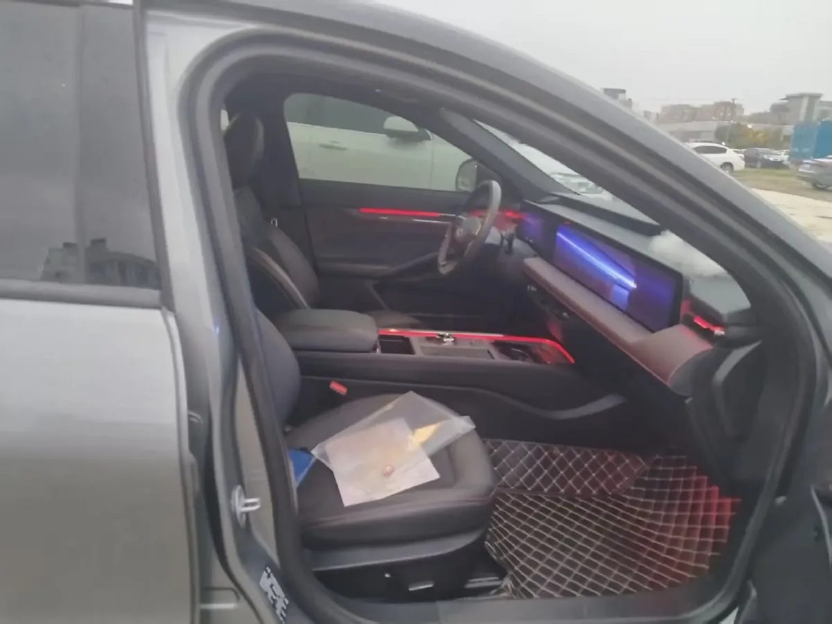 2022 Ford Mondeo 2.0T 238HP L4 8AT,autocango,china used car exporter,china ev exporter,chinese used car exporter,chinese used ev exporter