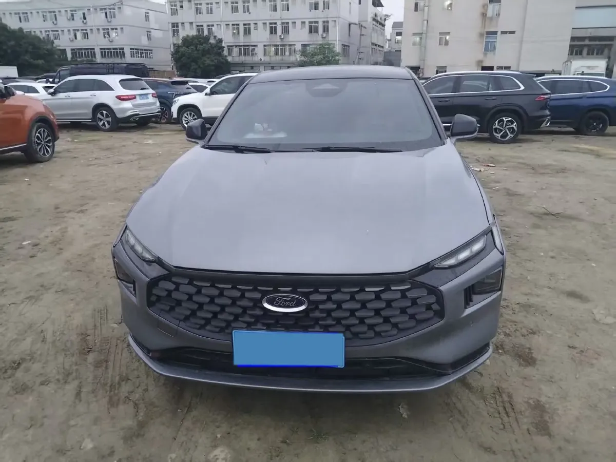 2022 Ford Mondeo 2.0T 238HP L4 8AT,autocango,china used car exporter,china ev exporter,chinese used car exporter,chinese used ev exporter