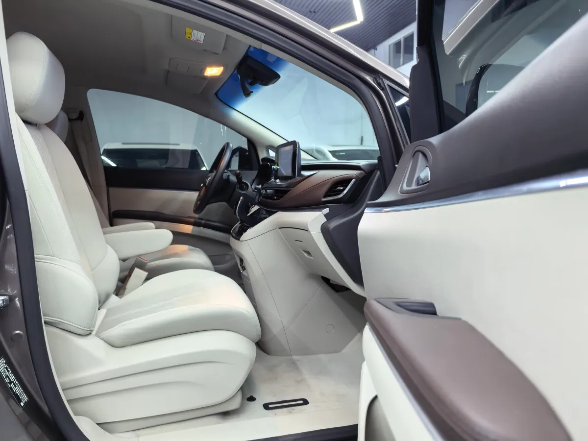 2021 Buick GL8 2.0T 237HP L4 9AT,autocango,china used car exporter,china ev exporter,chinese used car exporter,chinese used ev exporter