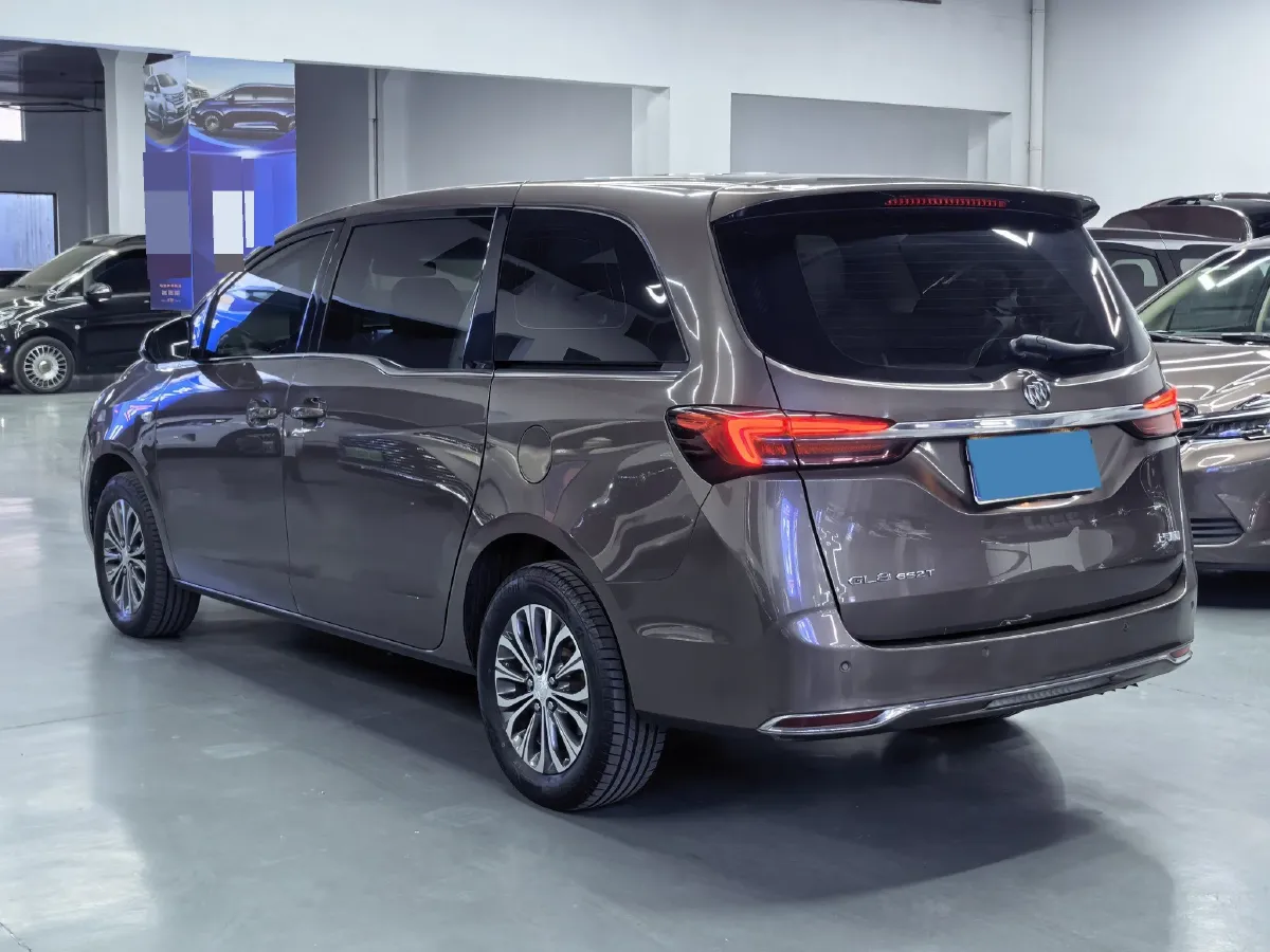 2021 Buick GL8 2.0T 237HP L4 9AT,autocango,china used car exporter,china ev exporter,chinese used car exporter,chinese used ev exporter