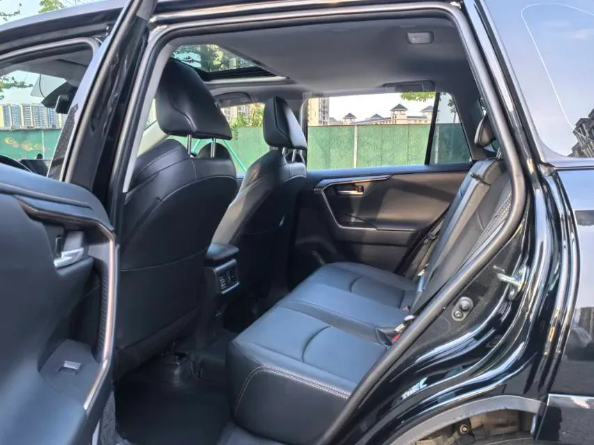 2024 Toyota Venza 2.0L 171HP L4 CVT,autocango,china used car exporter,china ev exporter,chinese used car exporter,chinese used ev exporter