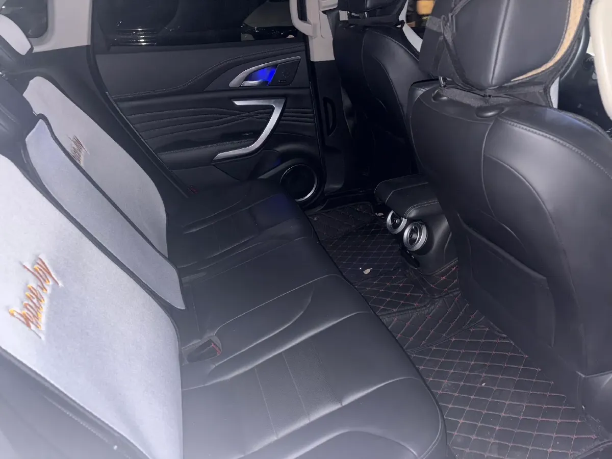 2019 WEY VV7 2.0T 234HP L4 7DCT,autocango,china used car exporter,china ev exporter,chinese used car exporter,chinese used ev exporter