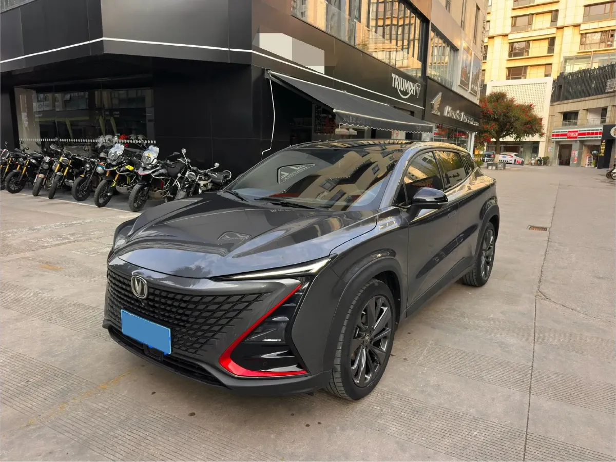 2020 ChangAn UNI-T 1.5T 180HP L4 7DCT,autocango,china used car exporter,china ev exporter,chinese used car exporter,chinese used ev exporter