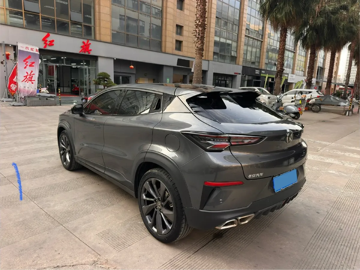 2020 ChangAn UNI-T 1.5T 180HP L4 7DCT,autocango,china used car exporter,china ev exporter,chinese used car exporter,chinese used ev exporter