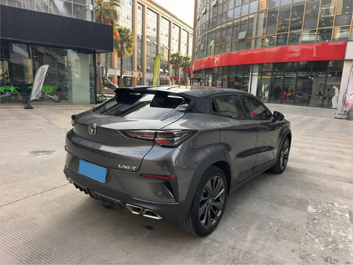 2020 ChangAn UNI-T 1.5T 180HP L4 7DCT,autocango,china used car exporter,china ev exporter,chinese used car exporter,chinese used ev exporter