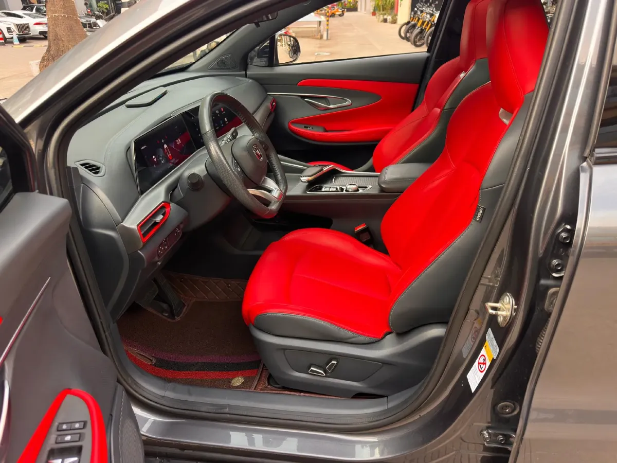 2020 ChangAn UNI-T 1.5T 180HP L4 7DCT,autocango,china used car exporter,china ev exporter,chinese used car exporter,chinese used ev exporter