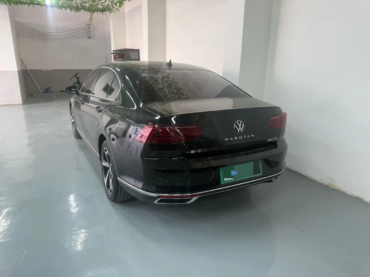 2026 Volkswagen Magotan 2.0T 220HP L4 7DCT,autocango,china used car exporter,china ev exporter,chinese used car exporter,chinese used ev exporter