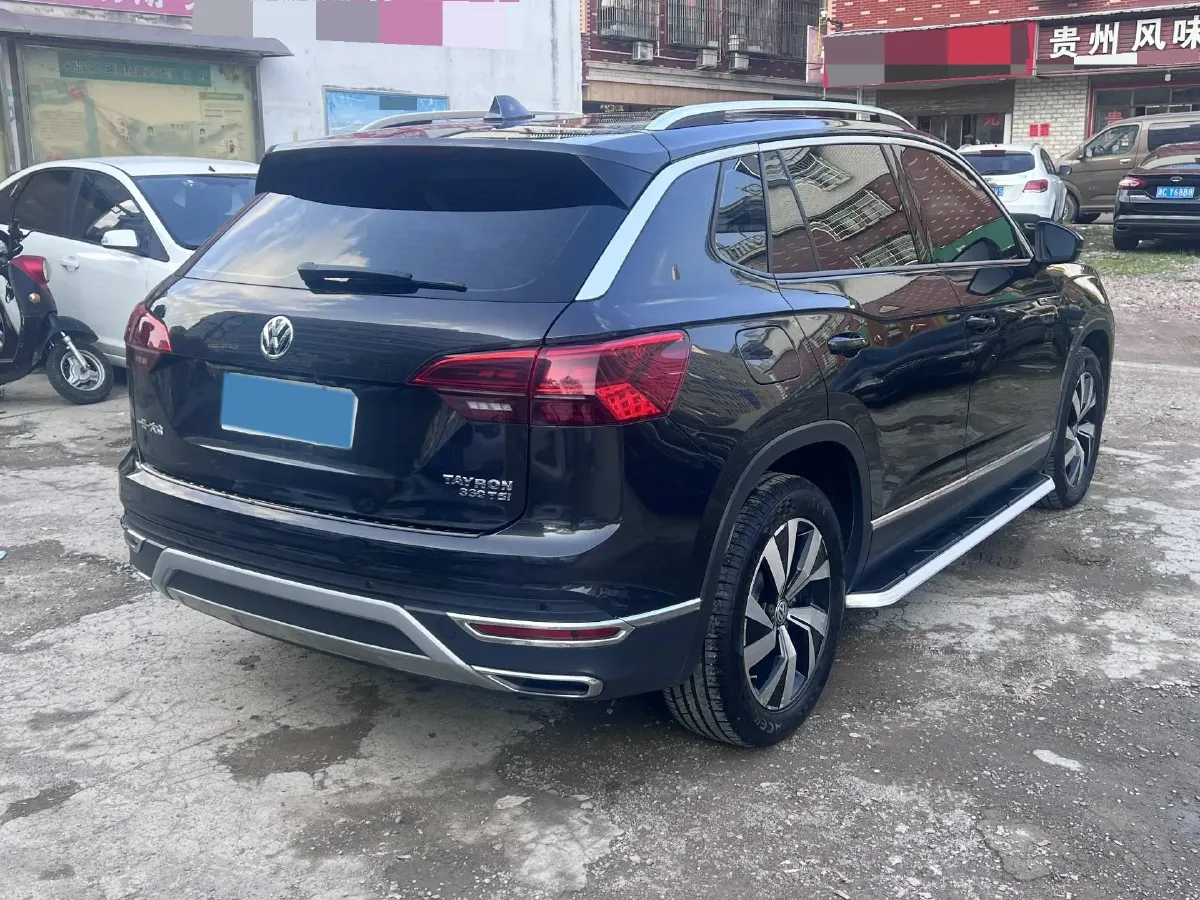 2019 Jeep Cherokee 2.0T 234HP L4 9AT,autocango,china used car exporter,china ev exporter,chinese used car exporter,chinese used ev exporter