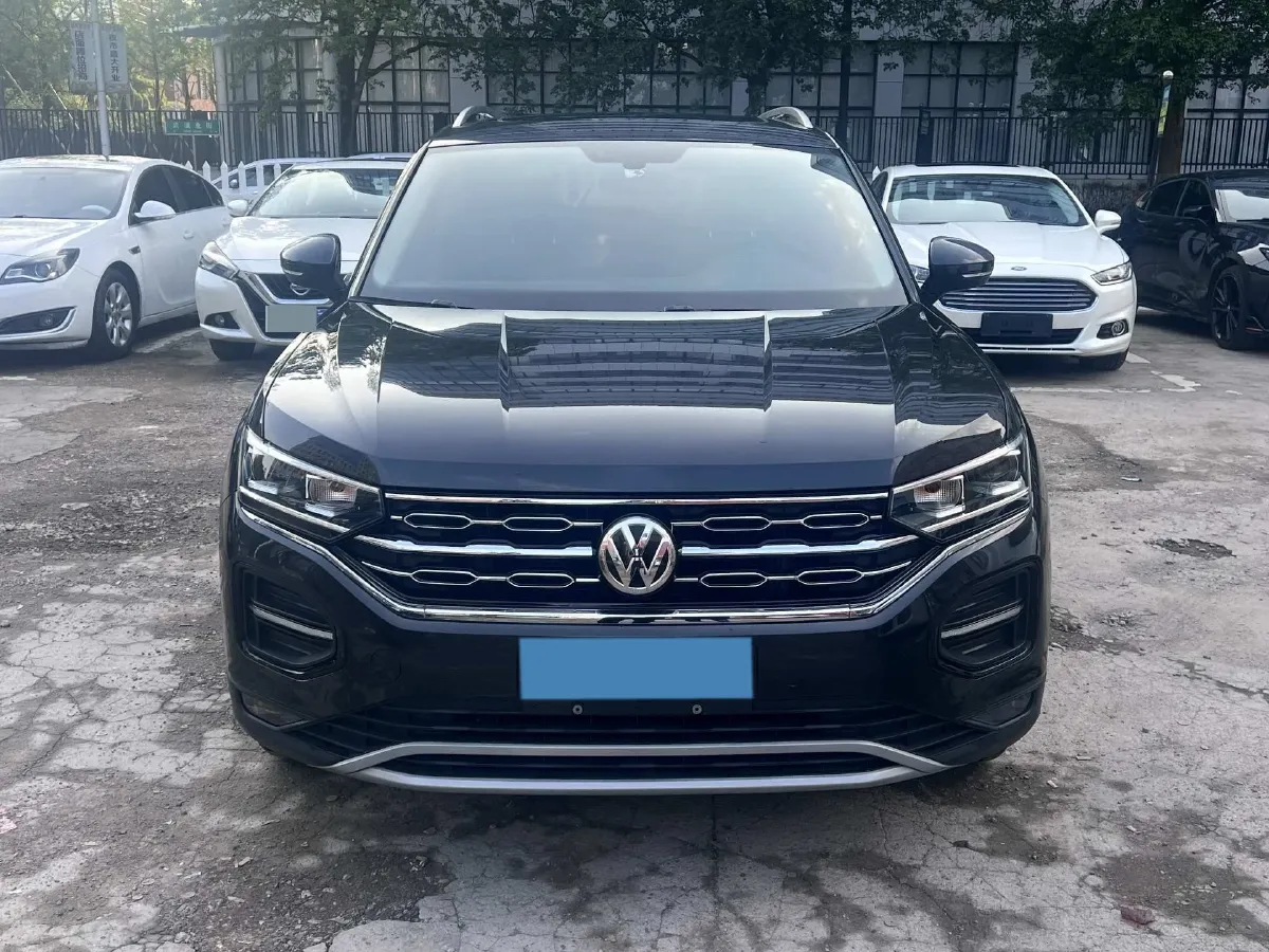 2019 Jeep Cherokee 2.0T 234HP L4 9AT,autocango,china used car exporter,china ev exporter,chinese used car exporter,chinese used ev exporter