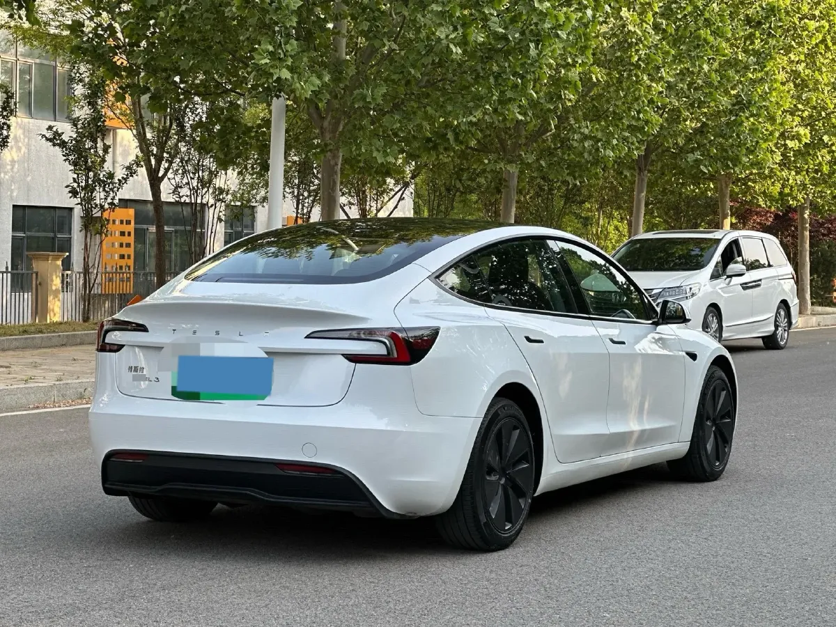 2025 Tesla Model 3 BEV 62.5KWH,autocango,china used car exporter,china ev exporter,chinese used car exporter,chinese used ev exporter