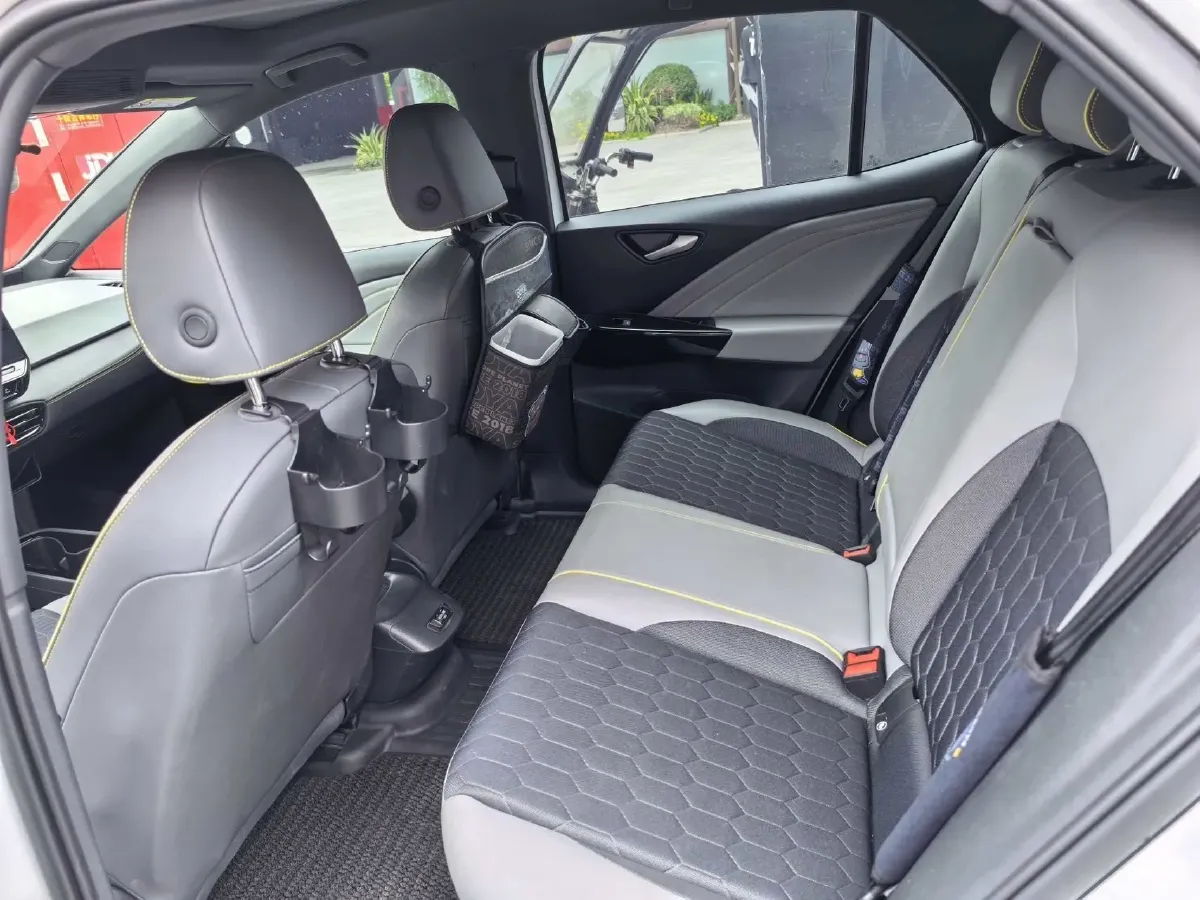 2024 Volkswagen ID.3 BEV 52.8KWH,autocango,china used car exporter,china ev exporter,chinese used car exporter,chinese used ev exporter
