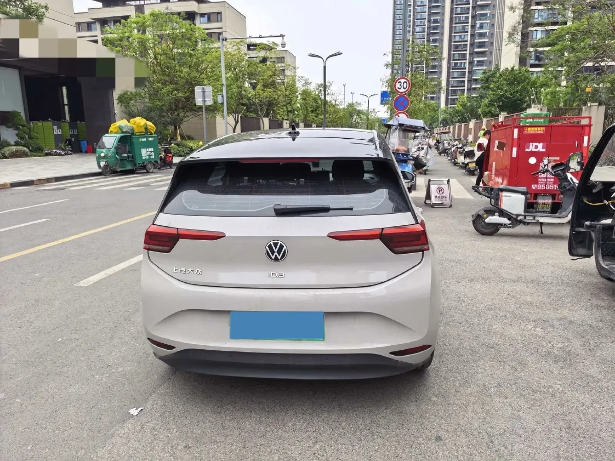 2024 Volkswagen ID.3 BEV 52.8KWH,autocango,china used car exporter,china ev exporter,chinese used car exporter,chinese used ev exporter