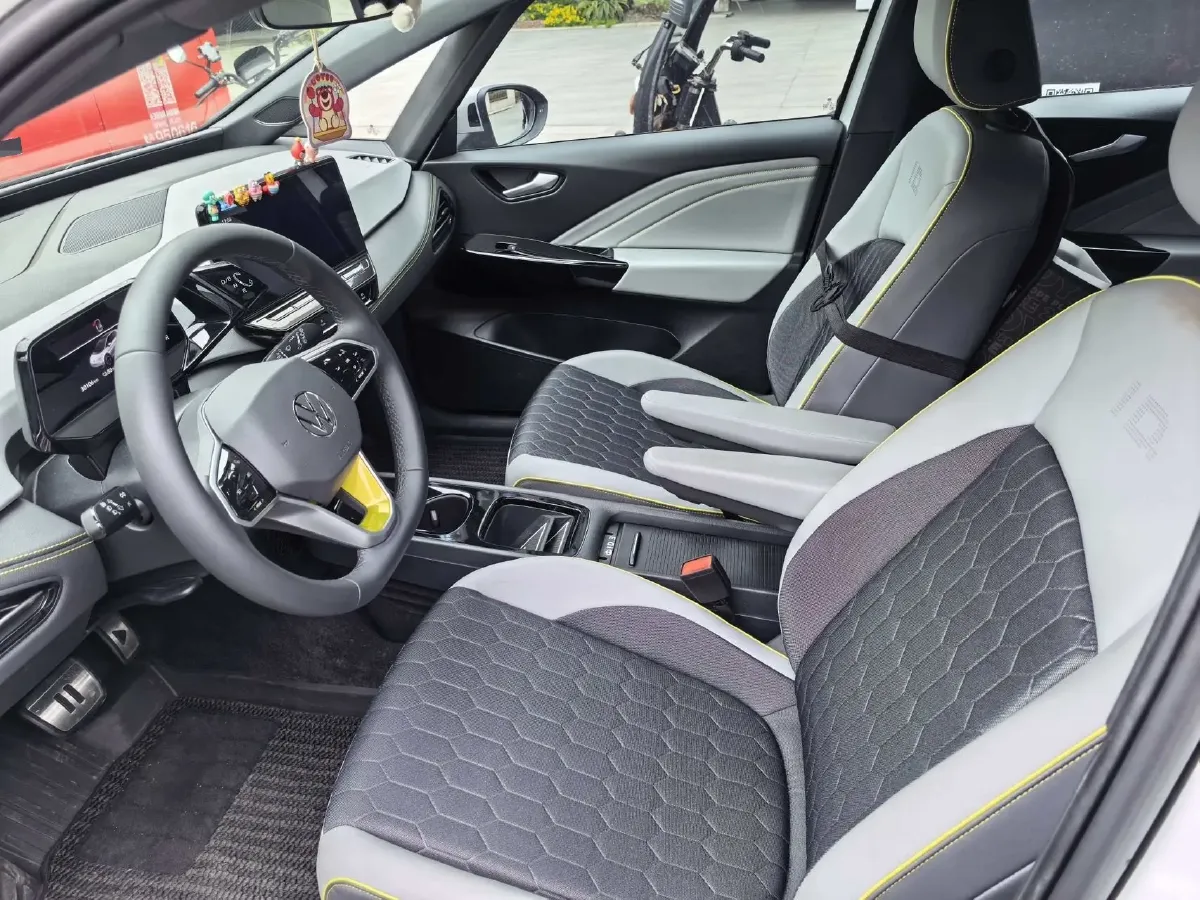2024 Volkswagen ID.3 BEV 52.8KWH,autocango,china used car exporter,china ev exporter,chinese used car exporter,chinese used ev exporter