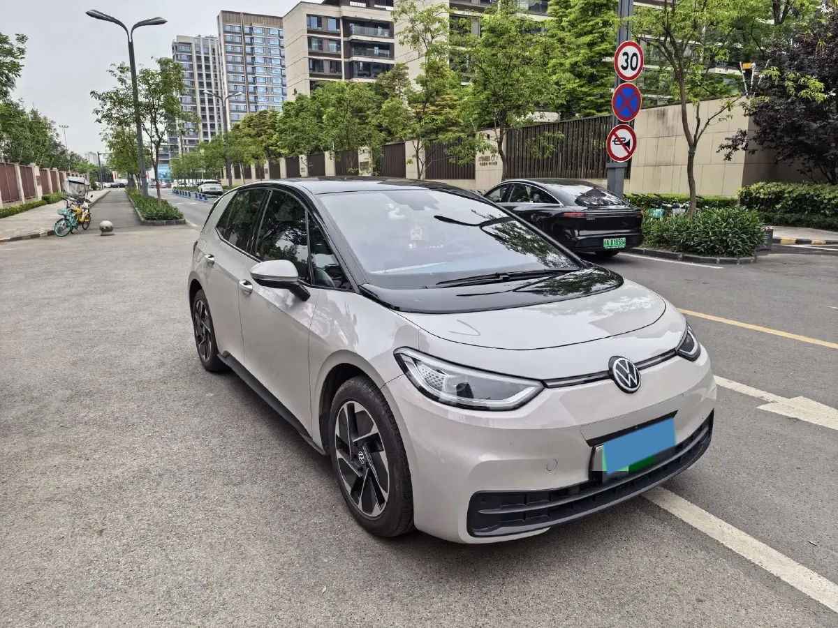 2024 Volkswagen ID.3 BEV 52.8KWH,autocango,china used car exporter,china ev exporter,chinese used car exporter,chinese used ev exporter