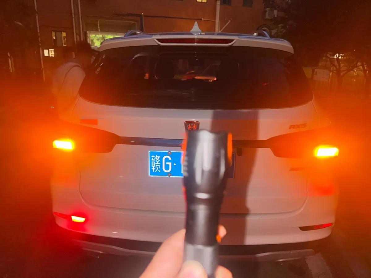 2020 Roewe i6 1.5T 169HP L4 7DCT,autocango,china used car exporter,china ev exporter,chinese used car exporter,chinese used ev exporter