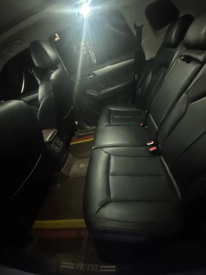 2020 Roewe i6 1.5T 169HP L4 7DCT,autocango,china used car exporter,china ev exporter,chinese used car exporter,chinese used ev exporter