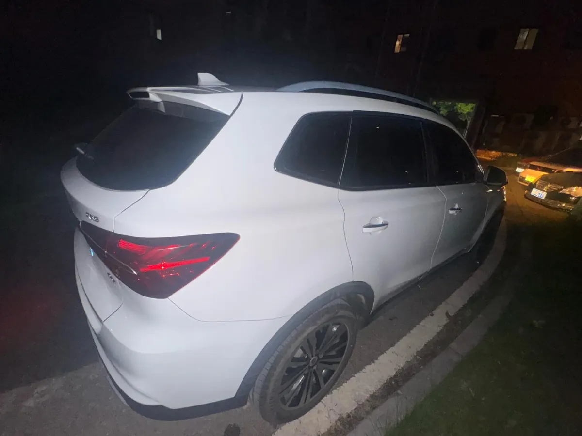 2020 Roewe i6 1.5T 169HP L4 7DCT,autocango,china used car exporter,china ev exporter,chinese used car exporter,chinese used ev exporter