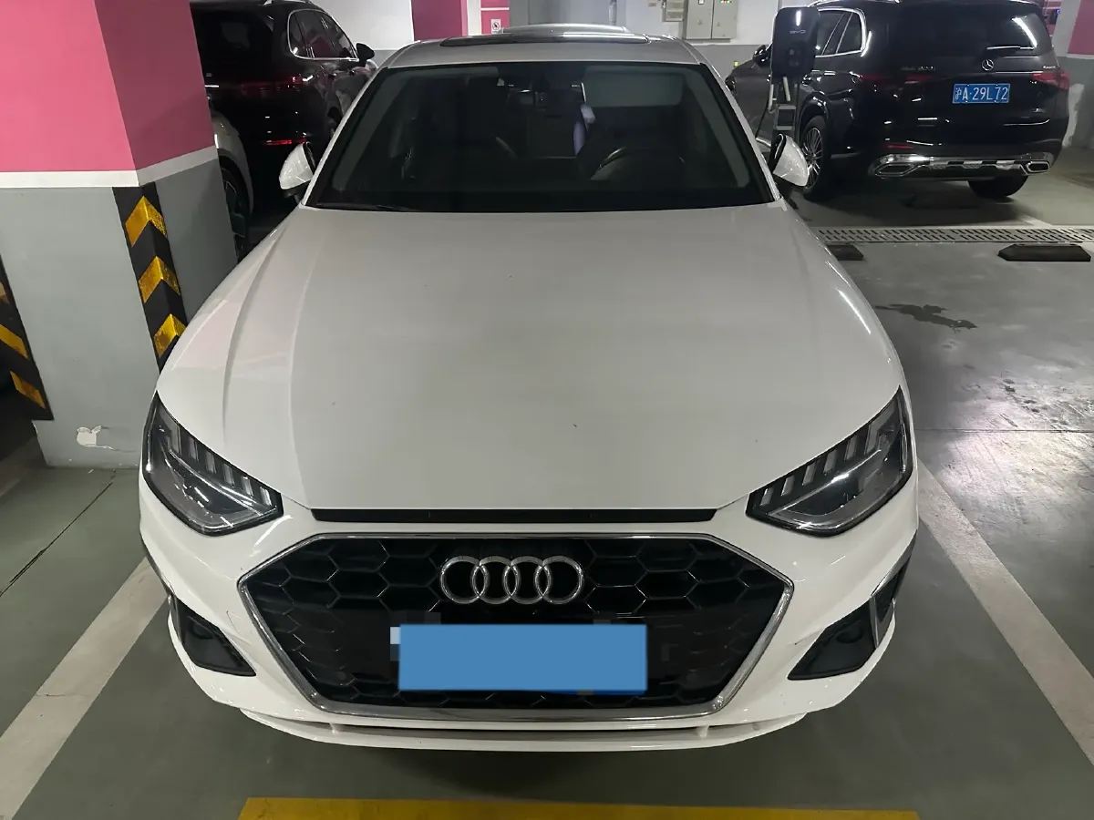 2020 Audi A4L 2.0T 190HP L4 7DCT,autocango,china used car exporter,china ev exporter,chinese used car exporter,chinese used ev exporter