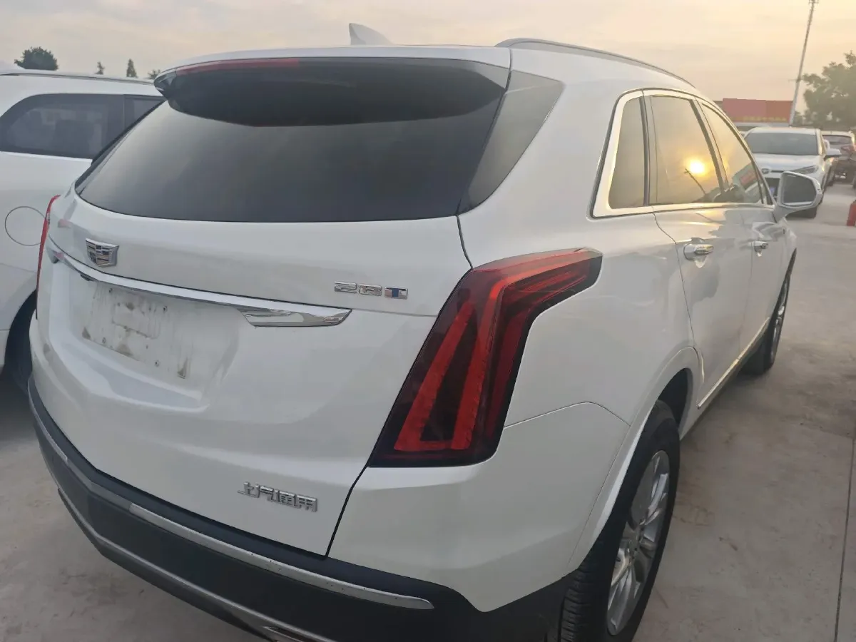 2022 Cadillac XT5 2.0T 237HP L4 9AT,autocango,china used car exporter,china ev exporter,chinese used car exporter,chinese used ev exporter