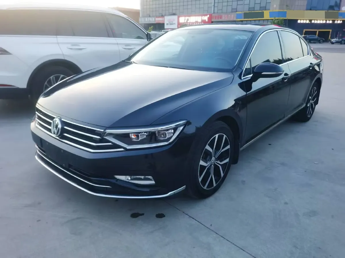 2020 Volkswagen Magotan 1.4T 150HP L4 7DCT,autocango,china used car exporter,china ev exporter,chinese used car exporter,chinese used ev exporter