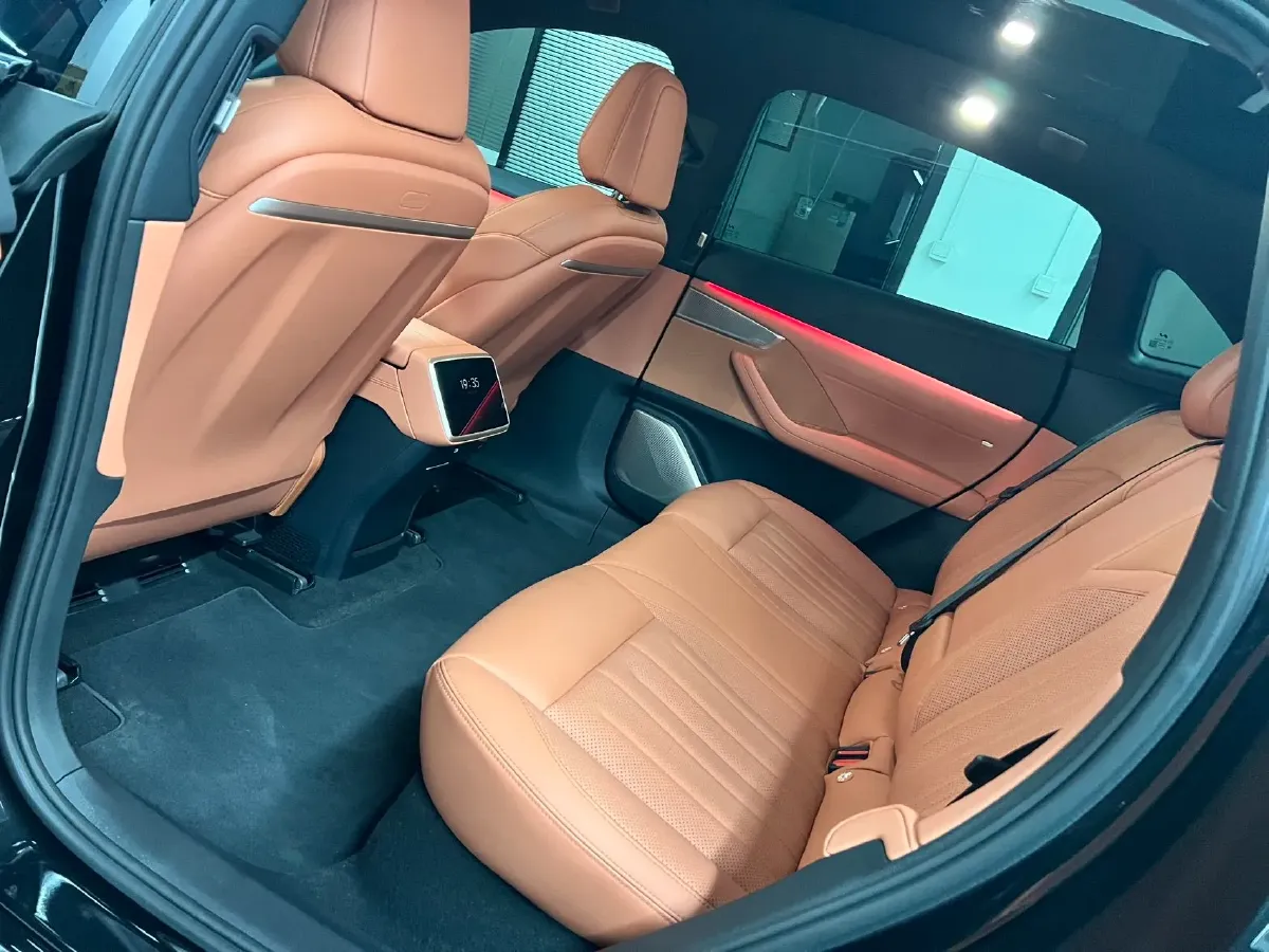 2024 ONVO L60 BEV 60KWH,autocango,china used car exporter,china ev exporter,chinese used car exporter,chinese used ev exporter