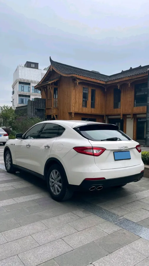 2018 Maserati Levante 3.0T 350HP V6 8AT,autocango,china used car exporter,china ev exporter,chinese used car exporter,chinese used ev exporter