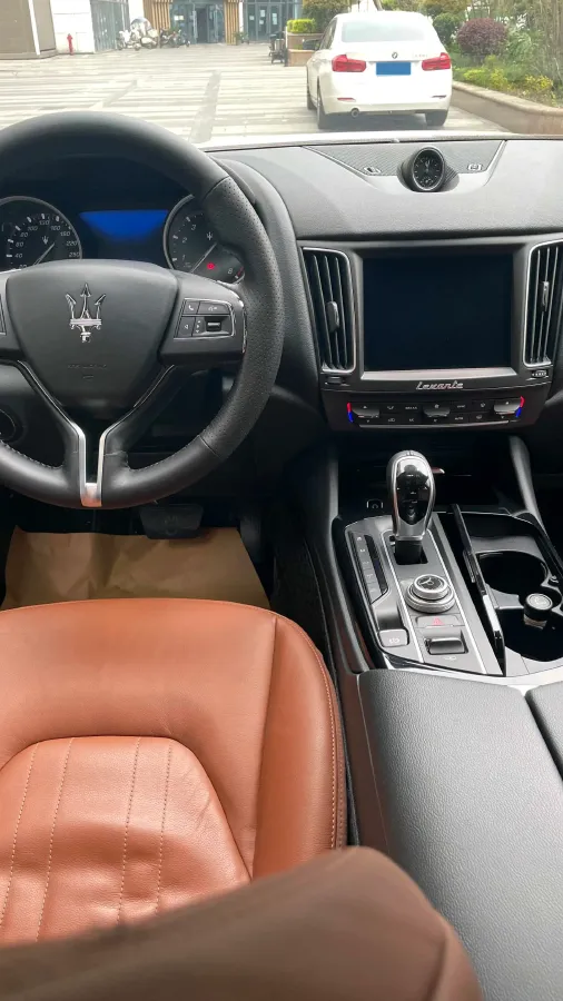 2018 Maserati Levante 3.0T 350HP V6 8AT,autocango,china used car exporter,china ev exporter,chinese used car exporter,chinese used ev exporter