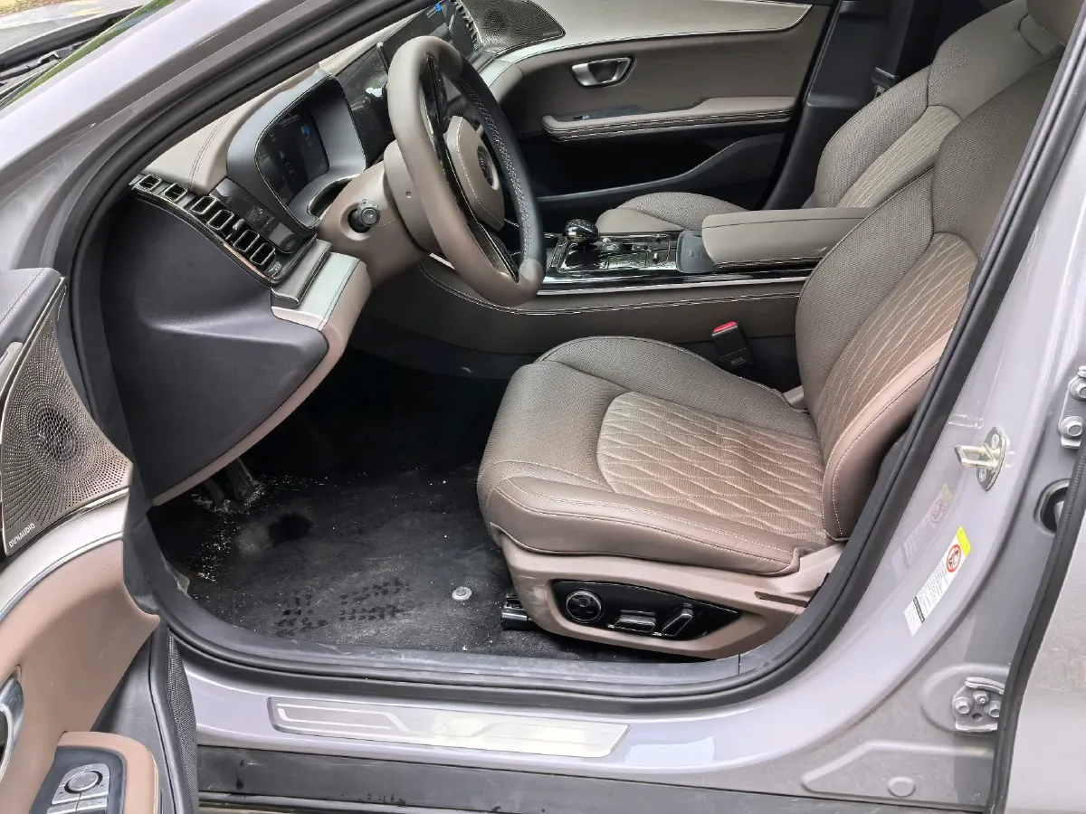 2025 BYD Han 1.5T 156HP L4 E-CVT PHEV,autocango,china used car exporter,china ev exporter,chinese used car exporter,chinese used ev exporter