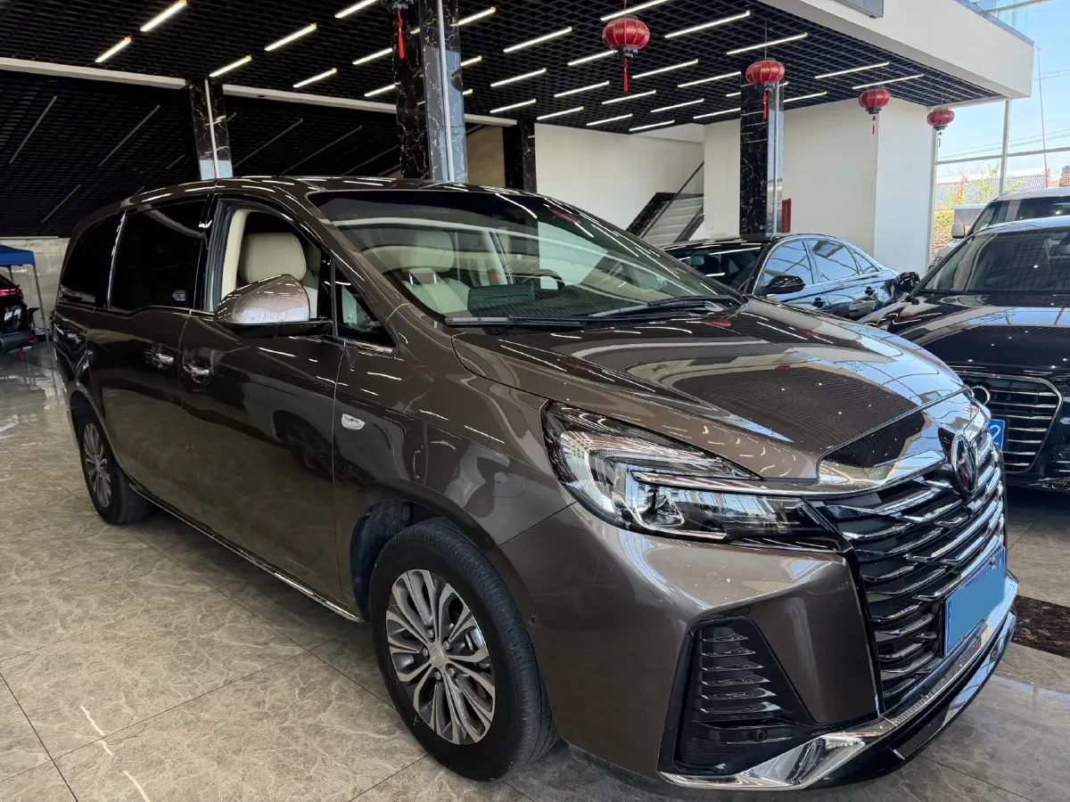 2023 Buick GL8 2.0T 237HP L4 9AT,autocango,china used car exporter,china ev exporter,chinese used car exporter,chinese used ev exporter